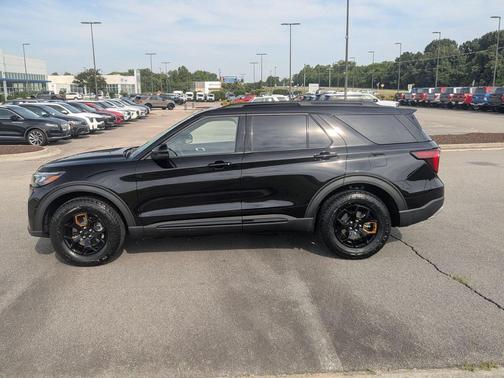 Black Metallic 2026 Ford Explorer Tremor