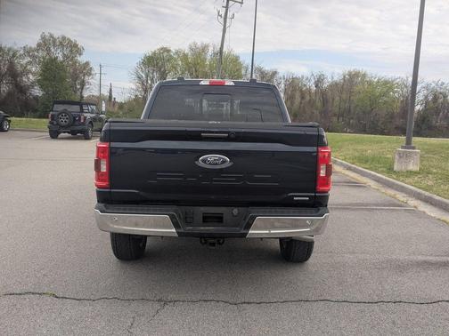 Antimatter Blue Metallic 2023 Ford F-150 XLT