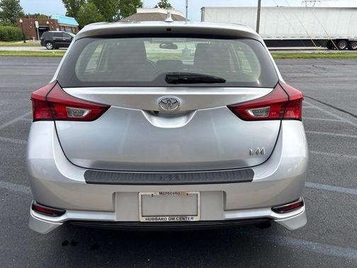 Classic Silver Metallic 2018 Toyota Corolla iM Base