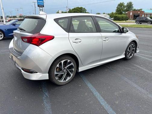 Classic Silver Metallic 2018 Toyota Corolla iM Base