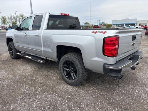 Silver Ice Metallic 2017 Chevrolet Silverado 1500 LT