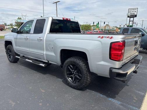 Silver Ice Metallic 2017 Chevrolet Silverado 1500 LT