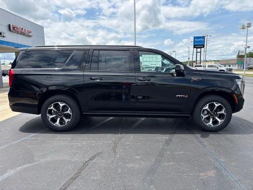 Onyx Black 2026 GMC Yukon XL AT4 Ultimate
