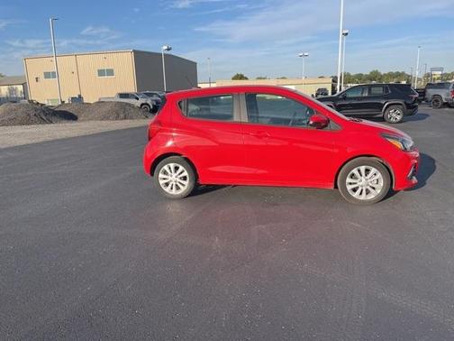 2017 Chevrolet Spark 1LT