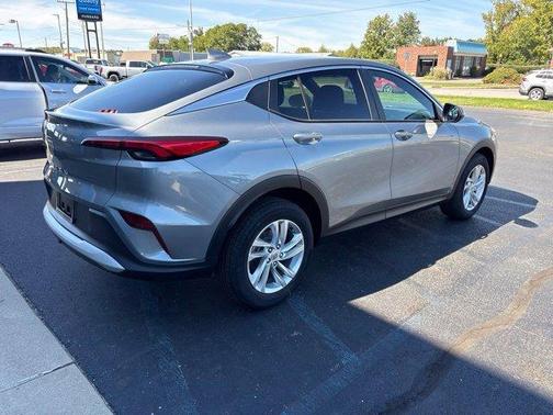 Moonstone Gray Metallic 2026 Buick Envista Preferred