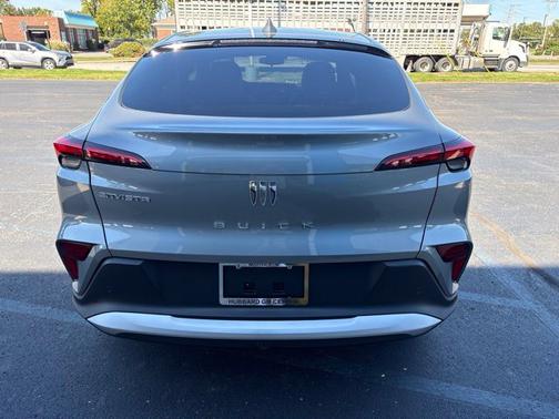 Moonstone Gray Metallic 2026 Buick Envista Preferred