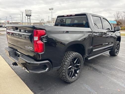 2022 Chevrolet Silverado 1500 High Country