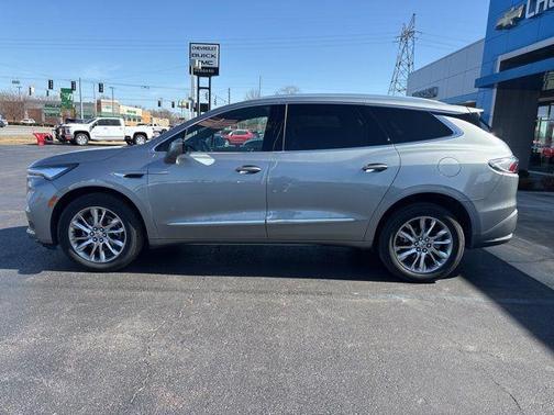 2023 Buick Enclave Avenir