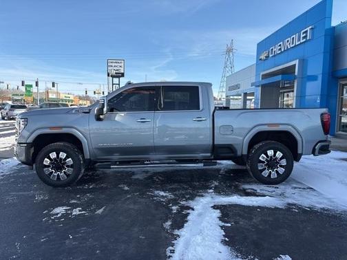 2024 GMC Sierra 2500 Denali