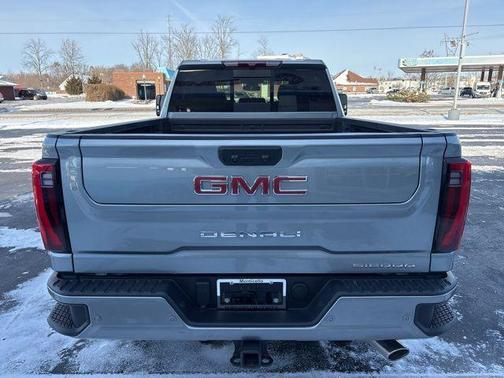 2024 GMC Sierra 2500 Denali