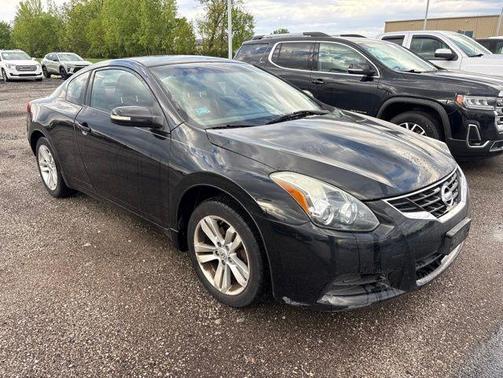 Super Black 2013 Nissan Altima 2.5 S