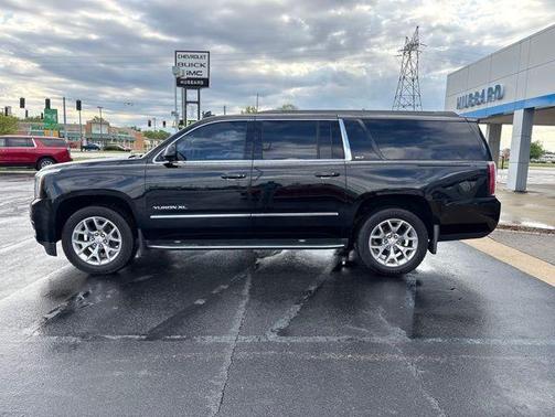 Onyx Black 2019 GMC Yukon XL SLT