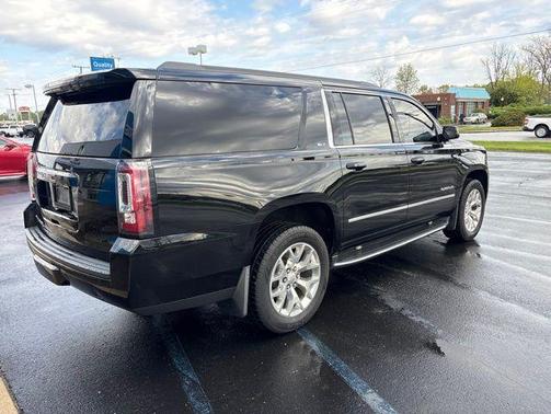 Onyx Black 2019 GMC Yukon XL SLT