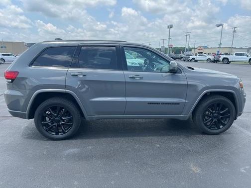 2019 Jeep Grand Cherokee Altitude