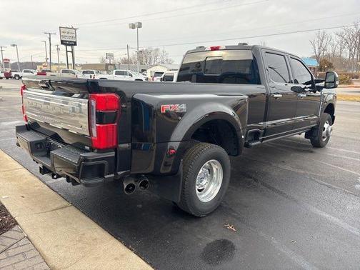2023 Ford F-350 Platinum