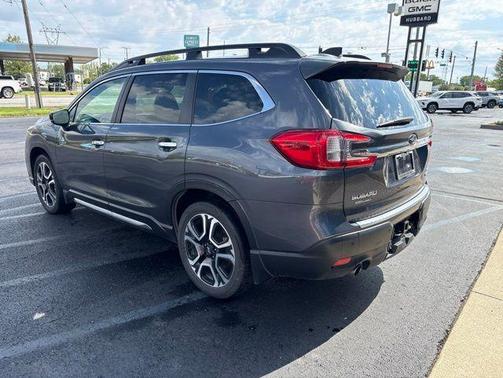 Magnetite Gray Metallic 2024 Subaru Ascent Touring