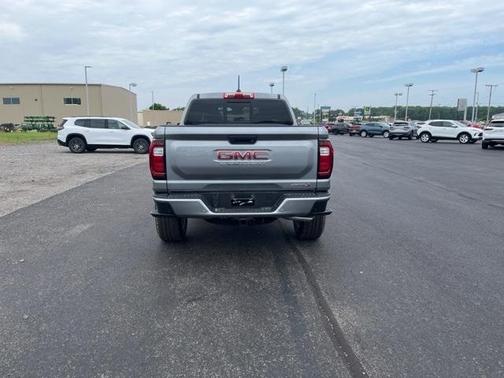 2025 GMC Canyon AT4