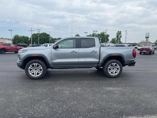 2025 GMC Canyon AT4