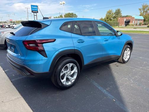 Marina Blue Metallic 2026 Chevrolet Trax LS