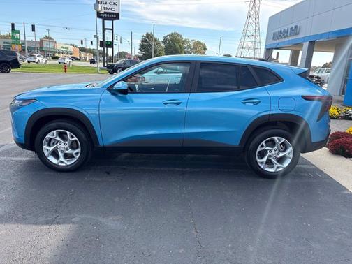 Marina Blue Metallic 2026 Chevrolet Trax LS