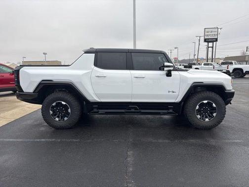 White 2023 GMC HUMMER EV Pickup 3X