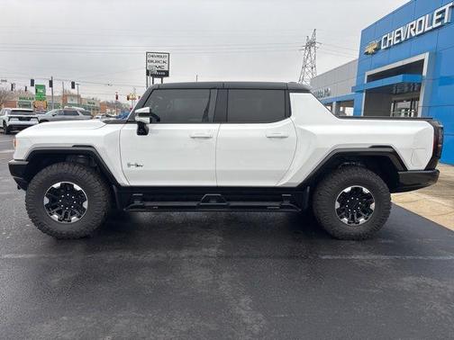 White 2023 GMC HUMMER EV Pickup 3X