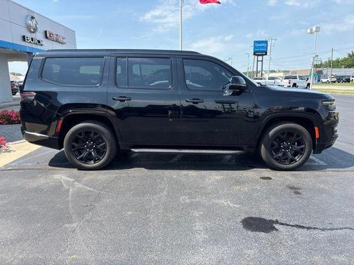 Diamond Black 2023 Jeep Wagoneer Series II
