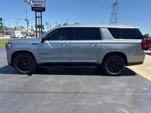 Sterling 2023 GMC Yukon XL Denali