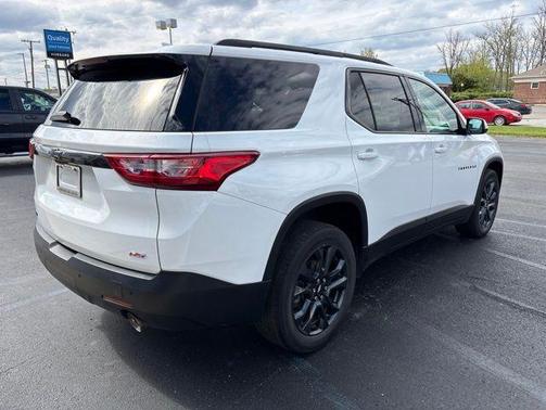 Summit White 2021 Chevrolet Traverse RS