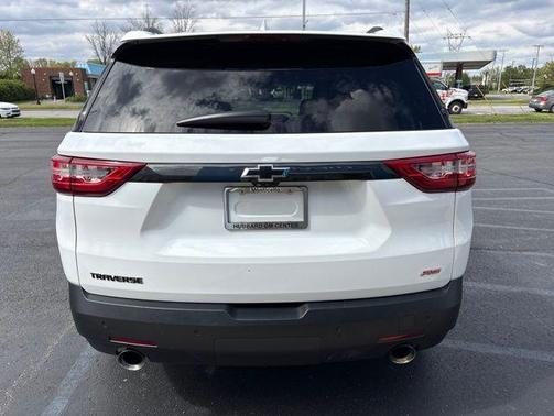Summit White 2021 Chevrolet Traverse RS