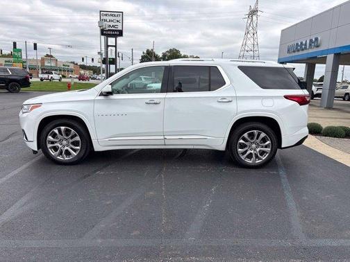 Summit White 2019 Chevrolet Traverse Premier