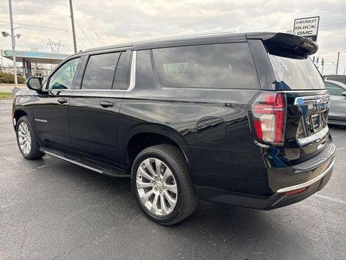 Black 2021 Chevrolet Suburban LT