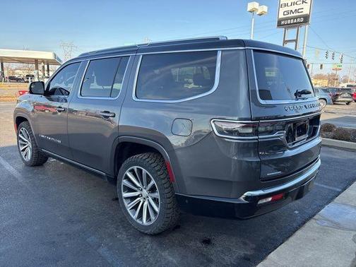 2022 Jeep Grand Wagoneer Series II
