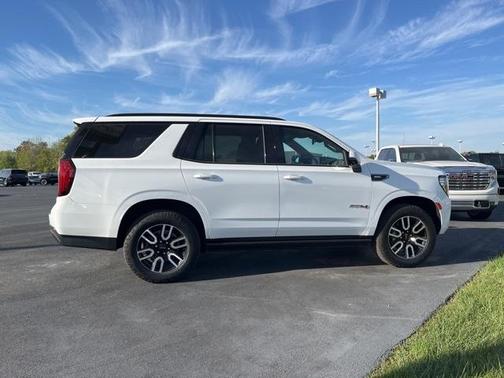 2023 GMC Yukon AT4