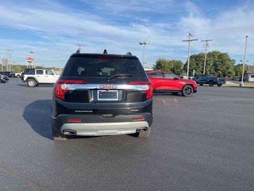 2021 GMC Acadia SLT