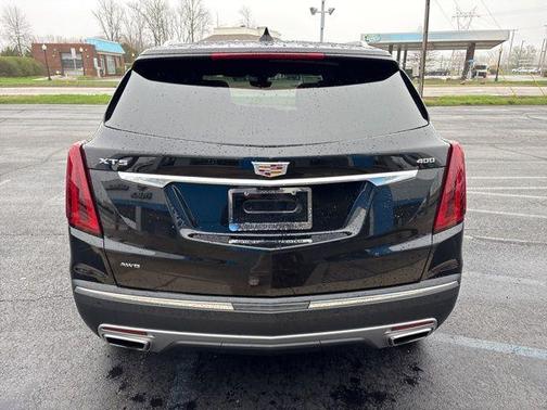 Stellar Black Metallic 2023 Cadillac XT5 Premium Luxury