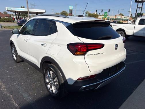 White Frost Tricoat 2023 Buick Encore GX Essence