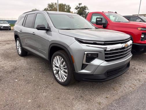 Sterling Gray Metallic 2027 Chevrolet Traverse LT