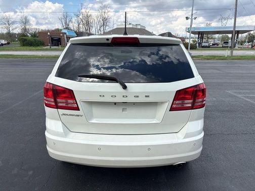 Vice White 2020 Dodge Journey SE Value