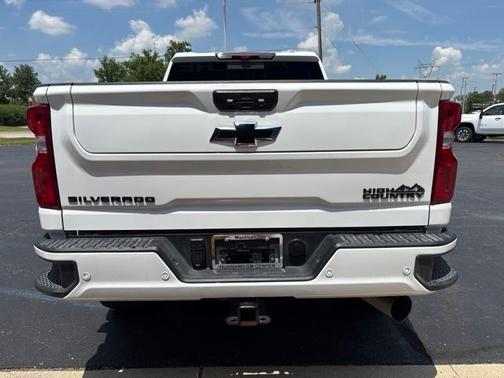 Summit White 2024 Chevrolet Silverado 3500 High Country