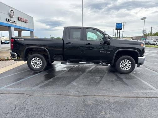 Black 2021 Chevrolet Silverado 2500 LT