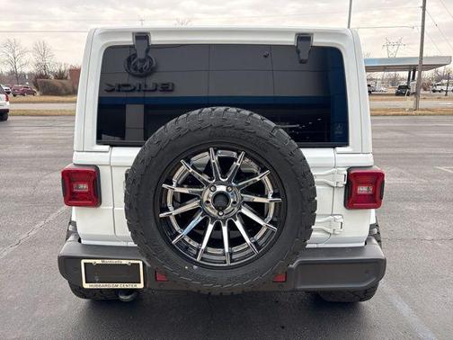 2021 Jeep Wrangler Unlimited Sahara Altitude