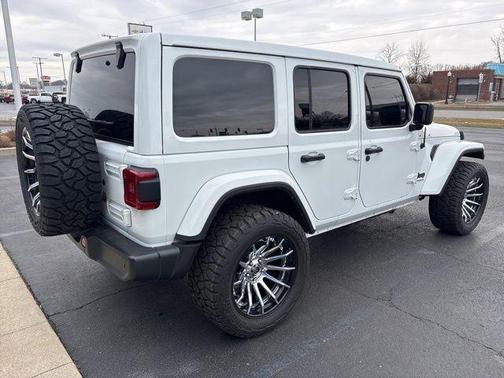 2021 Jeep Wrangler Unlimited Sahara Altitude