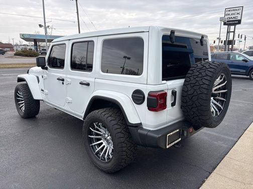2021 Jeep Wrangler Unlimited Sahara Altitude