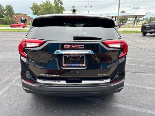 Ebony Twilight Metallic 2024 GMC Terrain SLE