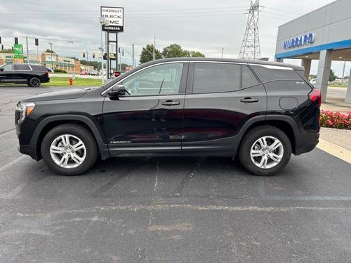 Ebony Twilight Metallic 2024 GMC Terrain SLE