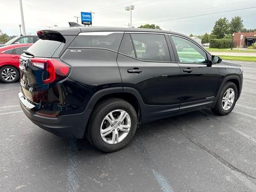 Ebony Twilight Metallic 2024 GMC Terrain SLE