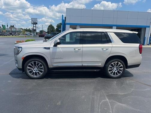 2023 GMC Yukon SLT