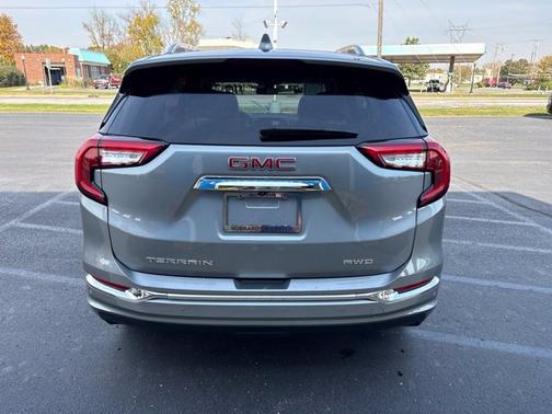 Sterling Metallic 2024 GMC Terrain Denali