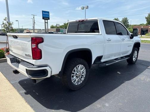 Summit White 2023 Chevrolet Silverado 2500 High Country
